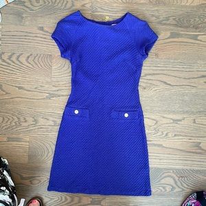 Lilly Pulitzer. Size small dress. Textured fitted. Great color